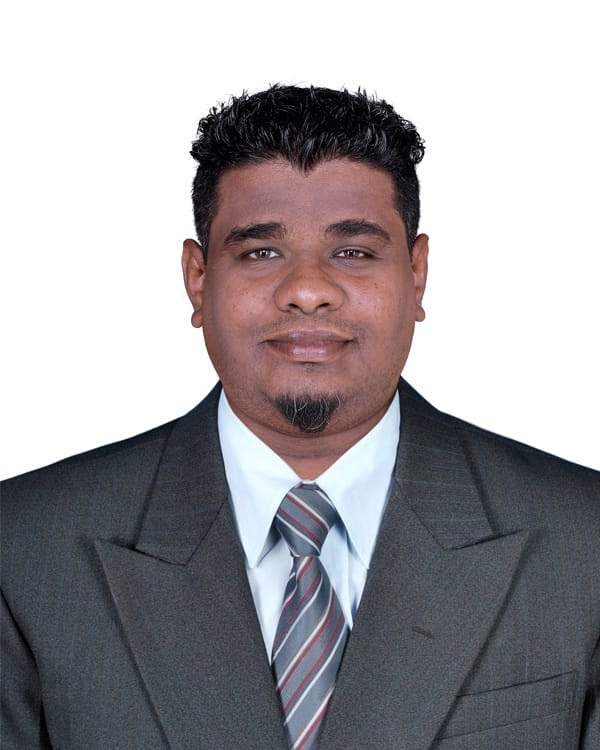 Dr. PEERBASHA S