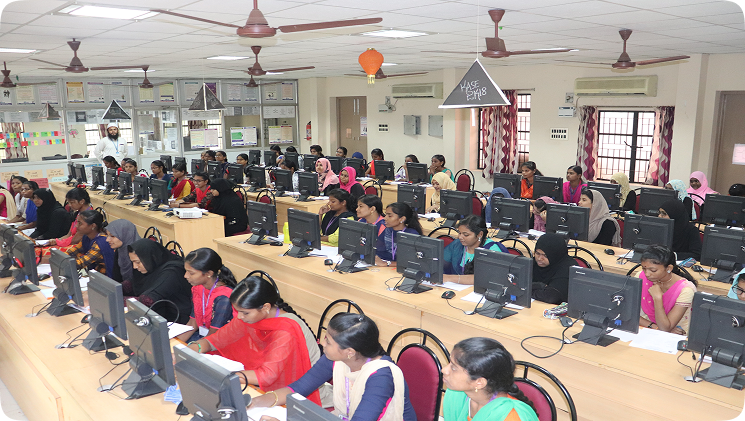 Communication Lab Image 1